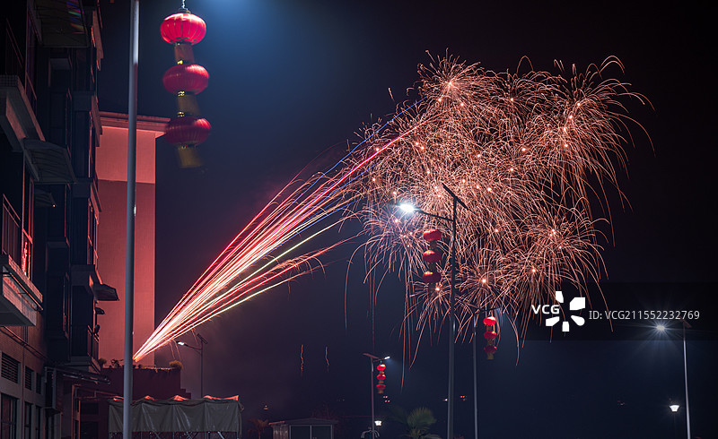 绽放的烟花图片素材