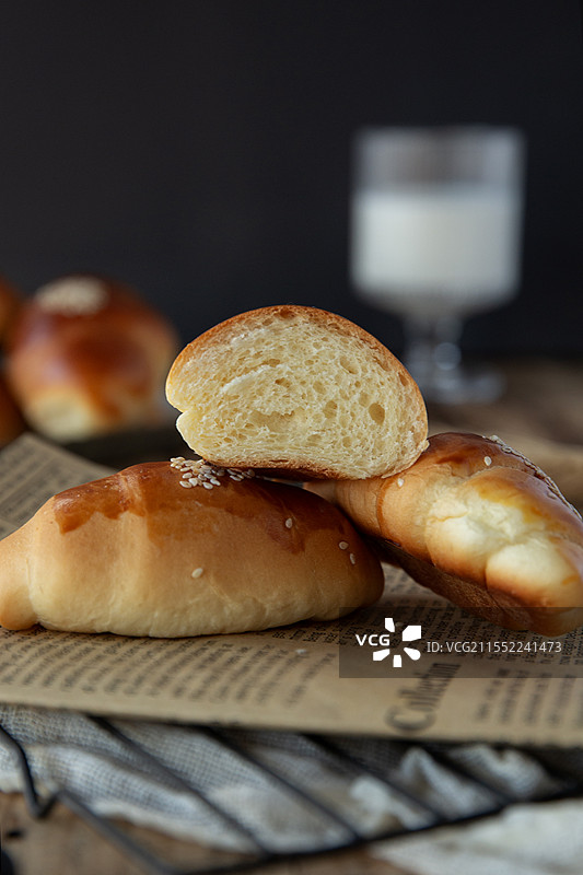 可颂牛角面包拍摄图片素材