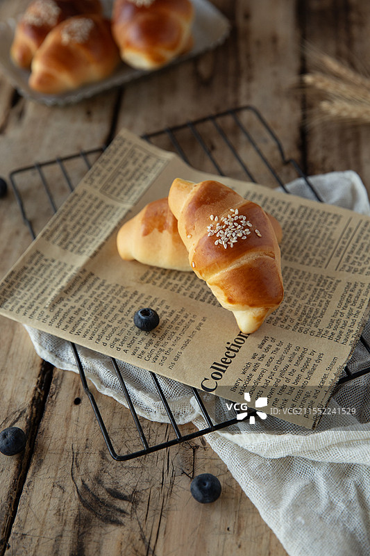 可颂牛角面包拍摄图片素材