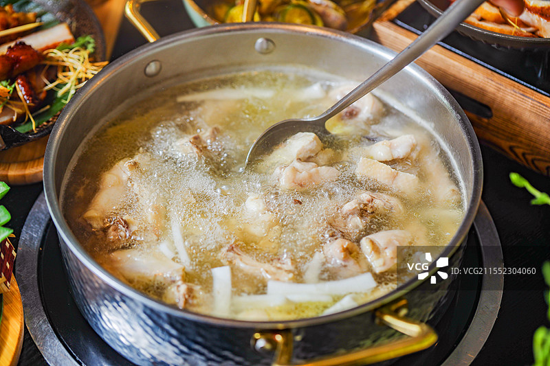 青椰椰子水椰子鸡椰子鸡火锅椰子海南文昌鸡鸡肉鸡块散养鸡鸡汤图片素材