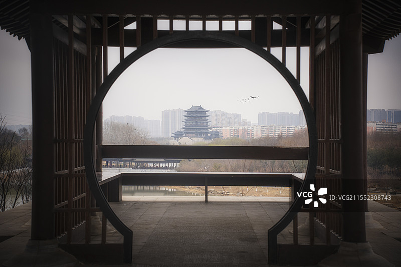 晨雾西流湖.图片素材