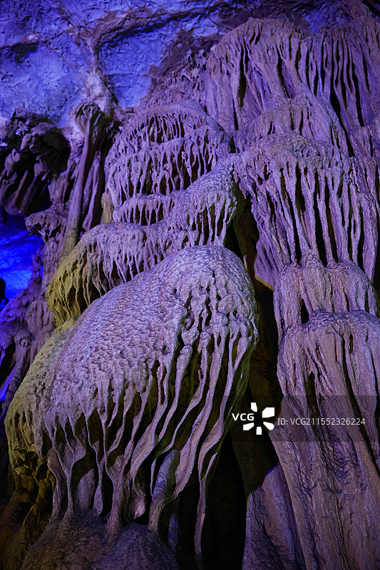 北京市房山区石花洞景区钟乳石月奶石石笋石幔图片素材