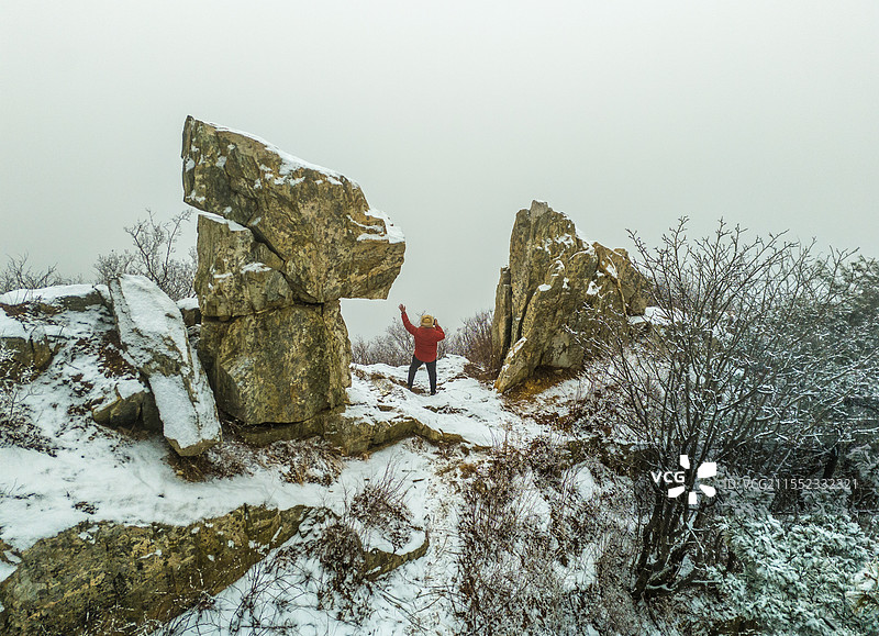 泰山春雪图片素材