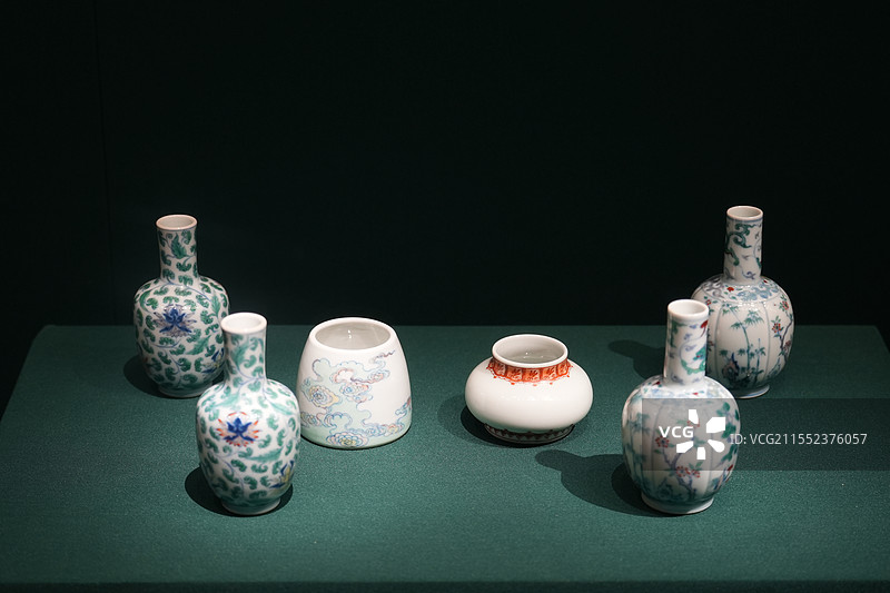 南京博物院特展：盛世华彩——清代康雍乾御窑瓷器高清文物摄影（珐琅彩/单色釉）图片素材