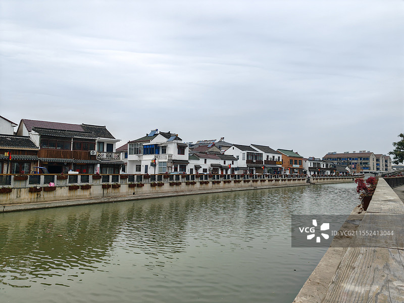 宜兴陶二厂紫砂壶图片素材