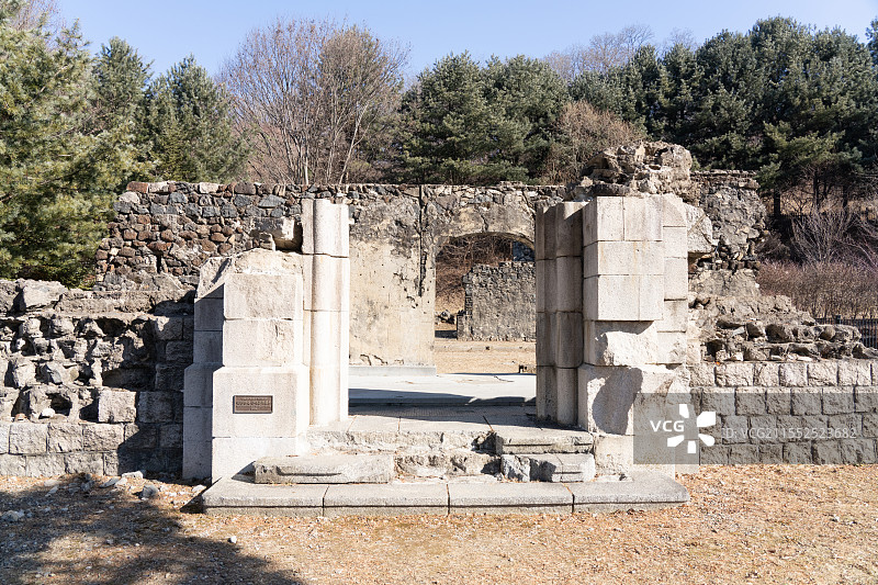 韩国文化遗产，韩国战争，历史战争，现代与当代韩国历史，旧铁原第一教会图片素材