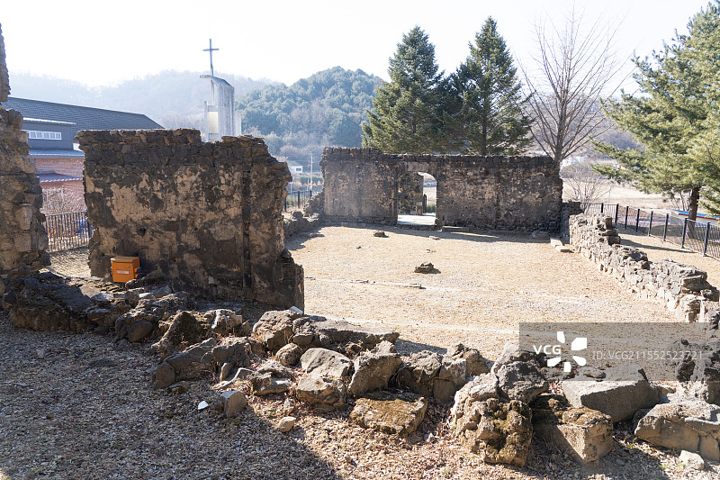 韩国文化遗产，韩国战争，历史战争，现代与当代韩国历史，旧铁原第一教会图片素材