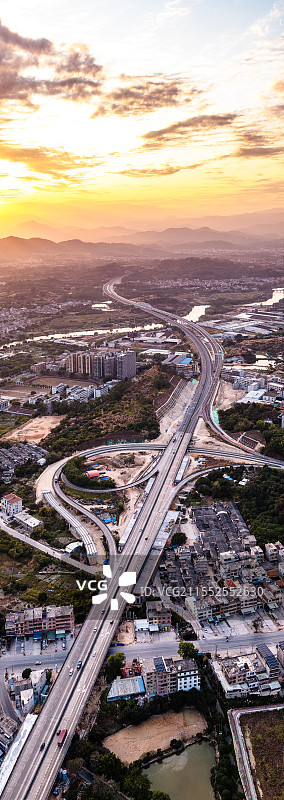 中国广东省揭阳市揭东区汕昆高速玉湖站图片素材