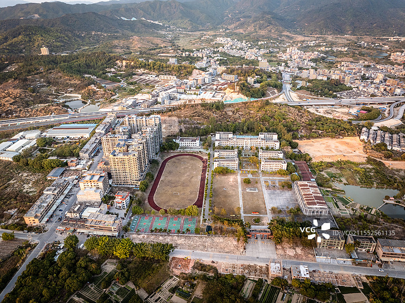 中国广东省揭阳市揭东区玉湖镇玉湖中学图片素材