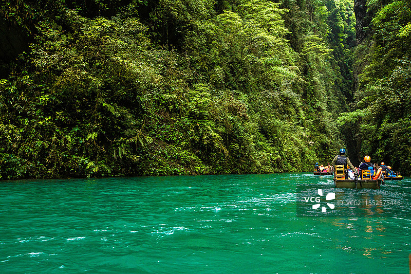 中国湖北省恩施土家族苗族自治州鹤峰县屏山大峡谷图片素材