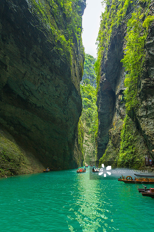 中国湖北省恩施土家族苗族自治州鹤峰县屏山大峡谷图片素材