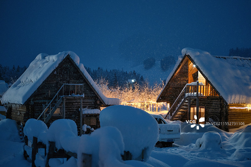 新疆阿勒泰禾木雪景图片素材