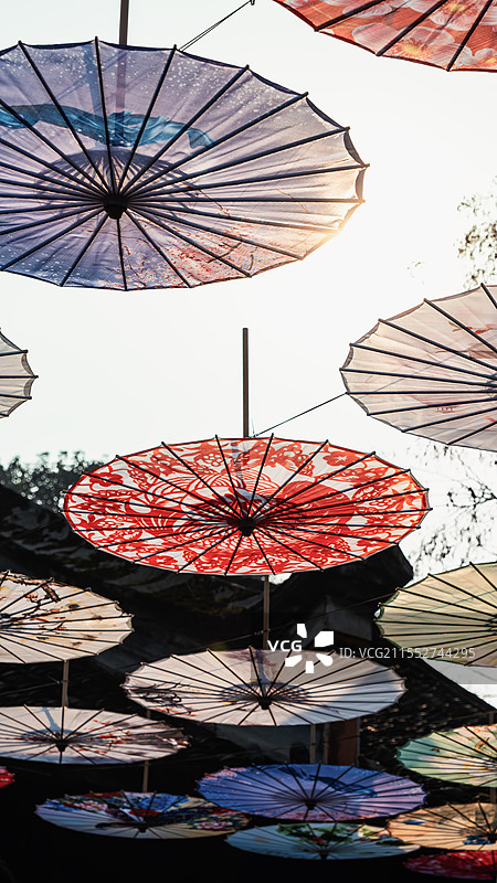 非遗雨具：油纸伞图片素材