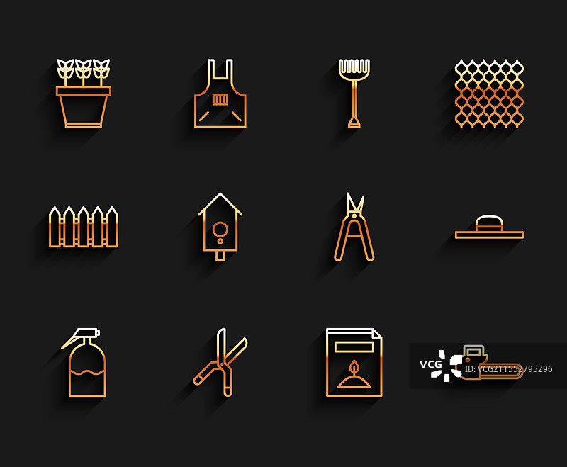 手工制作的园艺喷雾器在花园中使用图片素材