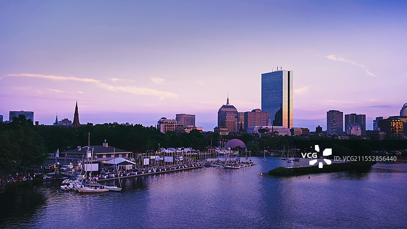 Boston John Hancock Tower-Charles River 波士顿汉考克大厦图片素材
