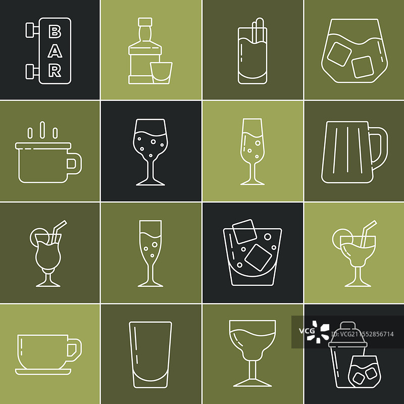 鸡尾酒摇酒器、木制啤酒杯、血腥玛丽调酒器具图片素材