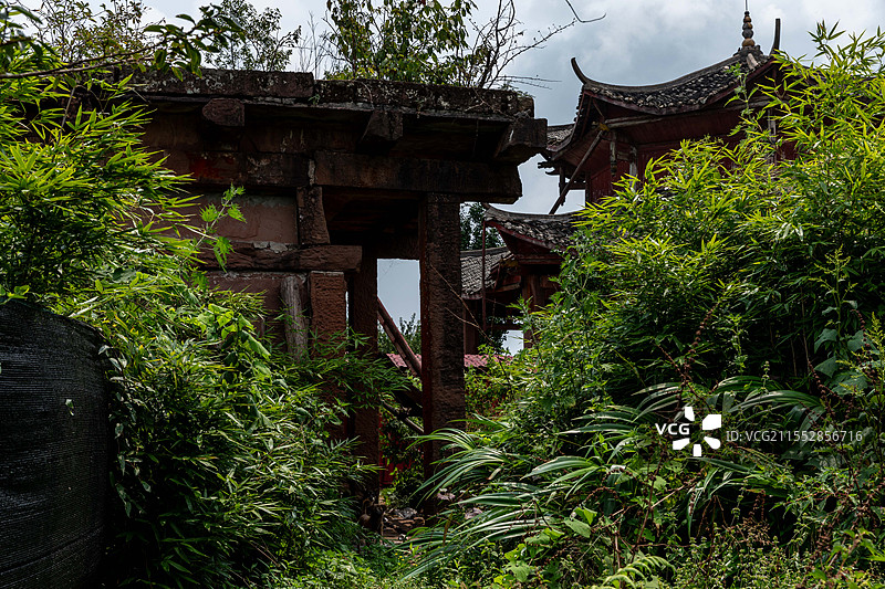 周公山石头建筑寺庙废墟图片素材