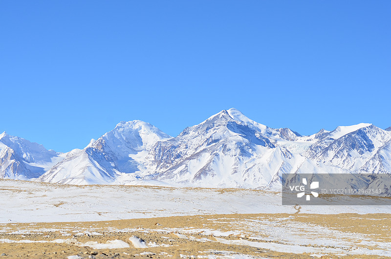 岗彭庆峰图片素材