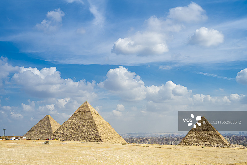 埃及吉萨金字塔风光图片素材