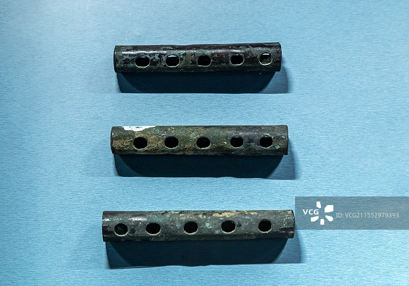山西博物院“夏商踪迹”展：车舆（yú）饰（商，山西省忻州市保德县林遮峪遗址出土）图片素材
