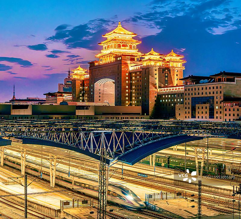 北京西站的晚霞图片素材