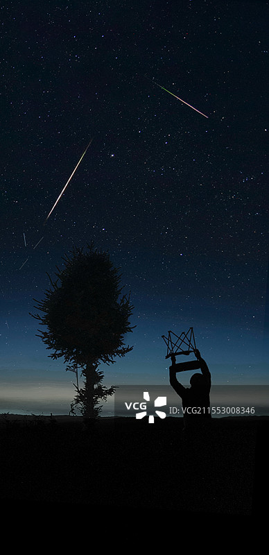 英仙座流星雨图片素材