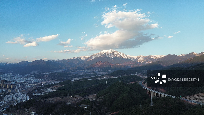 日落雪邦山图片素材