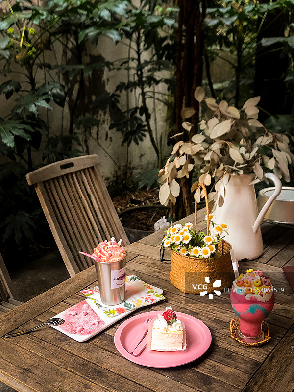 少女下午茶图片素材