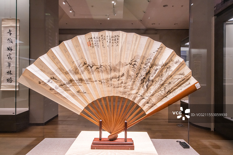 清华大学博物馆山水草书扇面宋伯鲁书1922年香江博物馆藏品纸质23x66cm图片素材