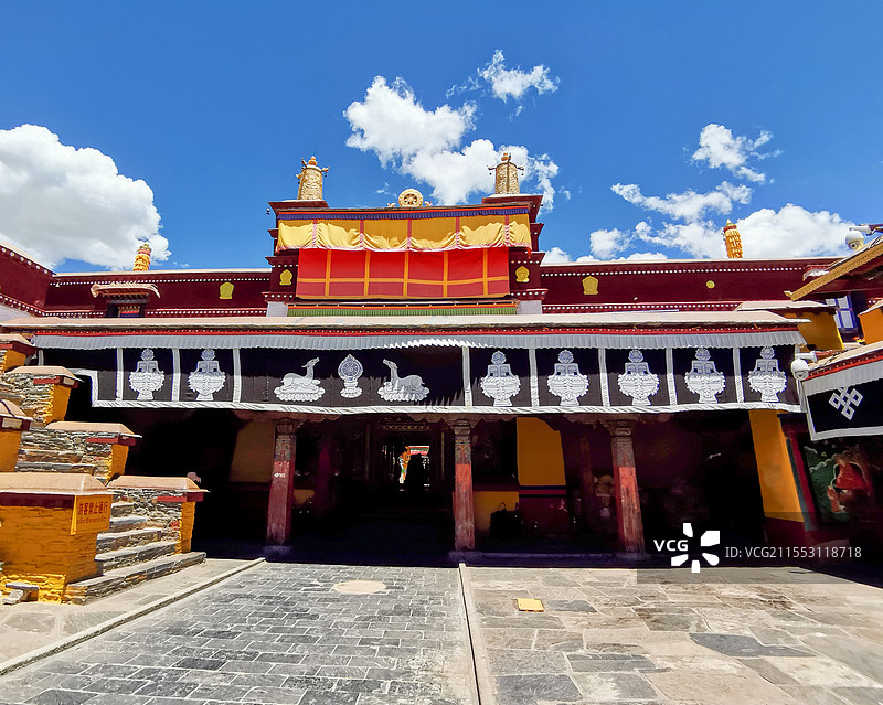 西藏山南昌珠寺图片素材