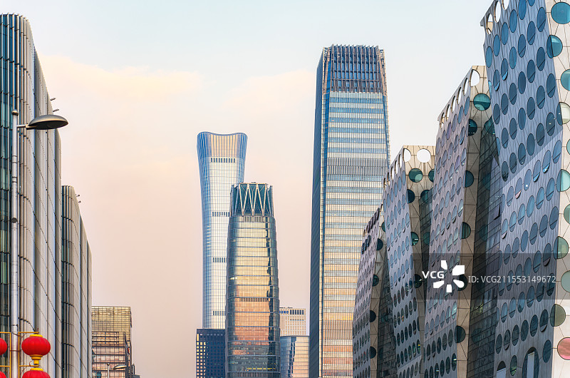 中国北京朝阳区光华路国贸CBD夜景图片素材