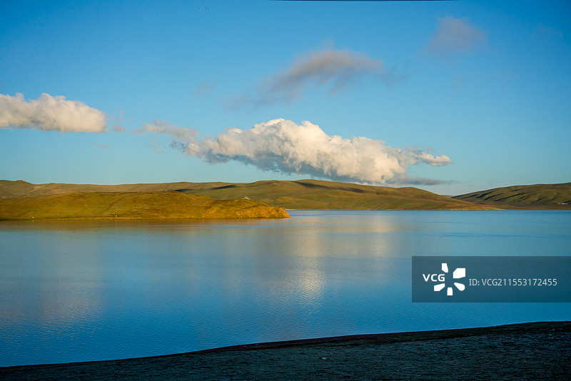 青海玛多星星海图片素材