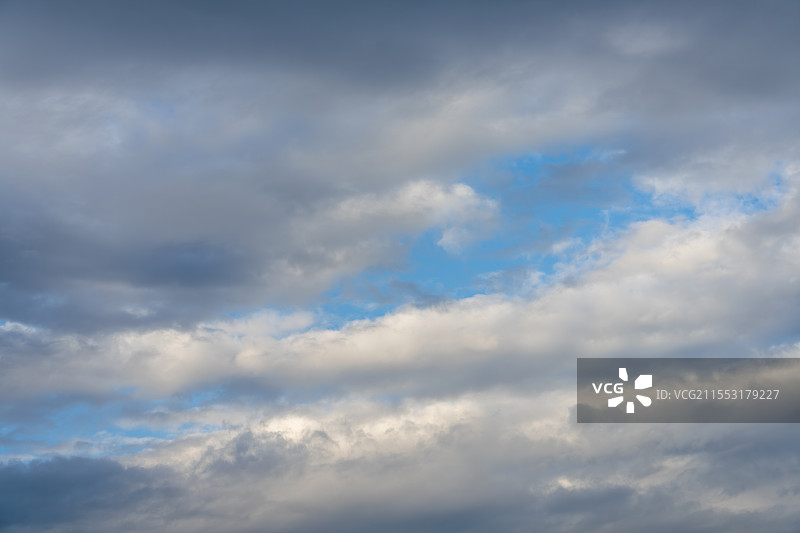 蓝天白云的自然风景图片素材