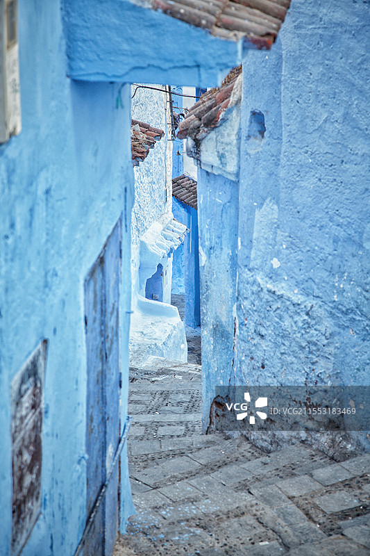 摩洛哥舍夫沙万Chefchaouen世界著名蓝色小镇街景，治愈蓝色图片素材