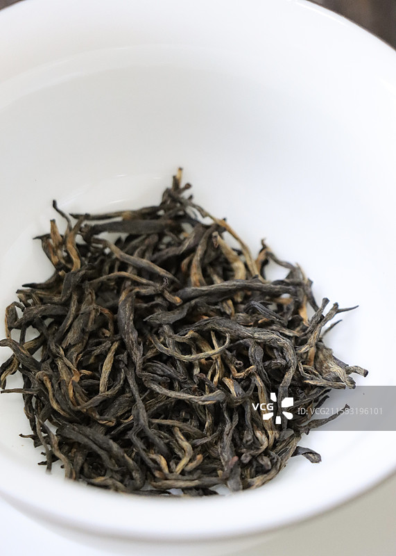 正山堂正宗金骏眉芽头红茶图片素材