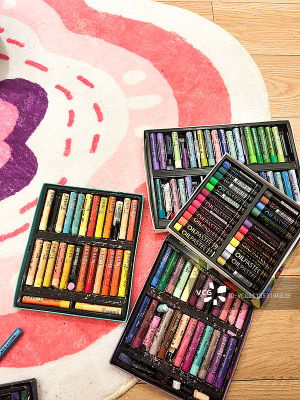 油画棒 蜡笔图片素材