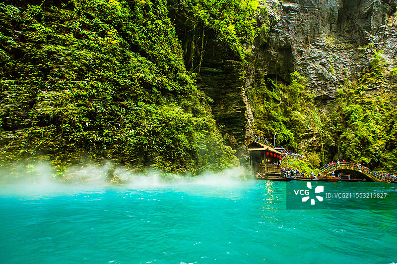 中国湖北省恩施土家族苗族自治州鹤峰县屏山大峡谷图片素材