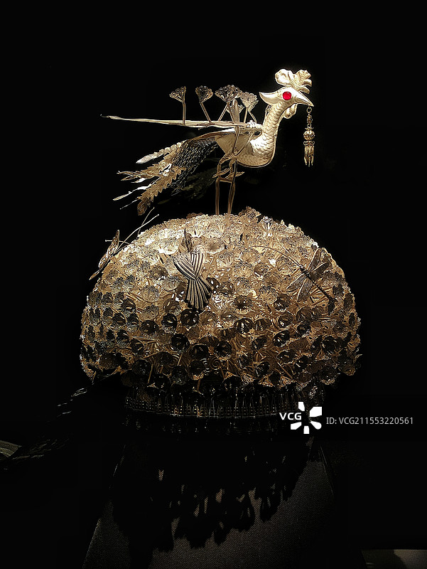 博物馆展示的苗族银饰图片素材