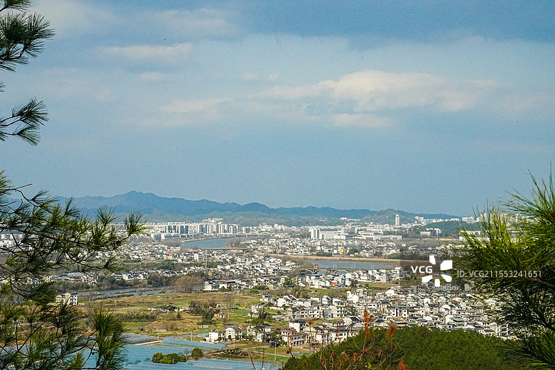 鬲山俯瞰屯溪图片素材