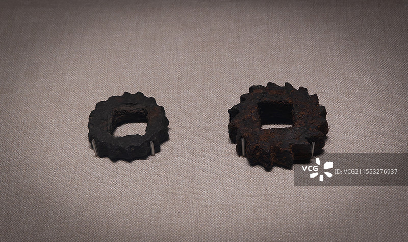 铁棘轮 汉（公元前202年-公元220年）咸阳市礼泉县出土 陕西历史博物馆图片素材