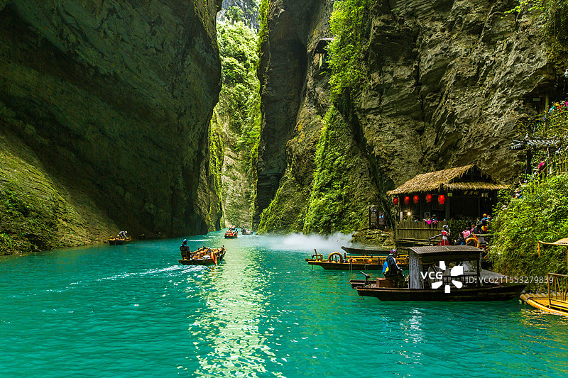 中国湖北省恩施土家族苗族自治州鹤峰县屏山大峡谷图片素材