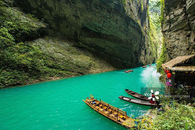 中国湖北省恩施土家族苗族自治州鹤峰县屏山大峡谷图片素材