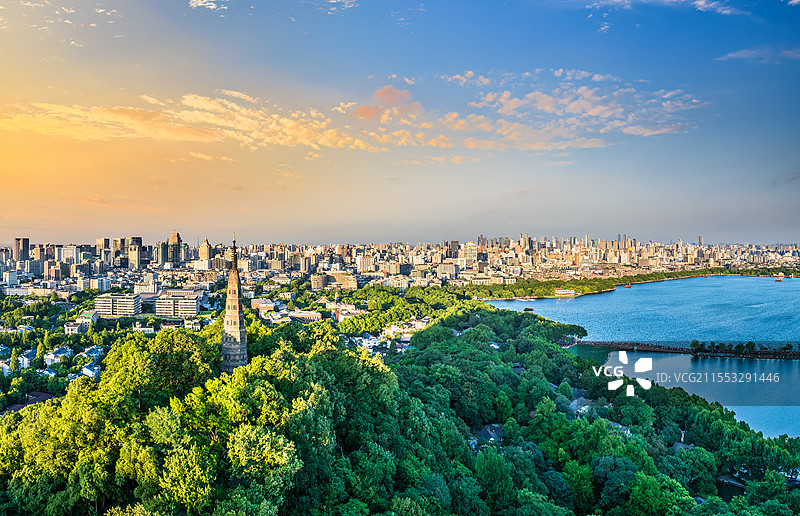 中国杭州西湖日落城市景观图片素材