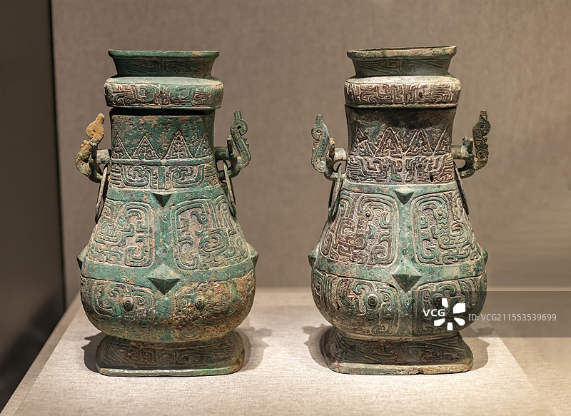 虢季铜方壶 西周 公元前1046-前771年 三门峡市虢国墓地出土 河南博物院图片素材