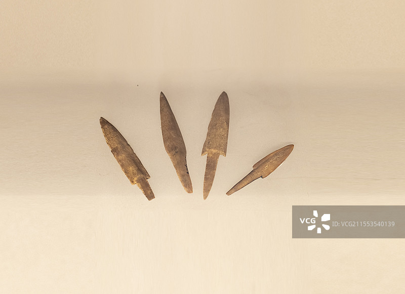 骨镞 新石器时代裴李岗文化 距今9000-7000年 舞阳县贾湖出土 河南博物院图片素材