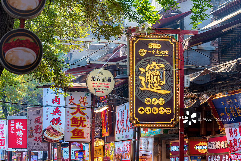 中国陕西西安回民街图片素材