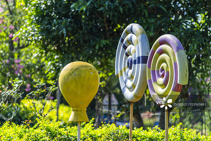 花园中的景观设计图片素材