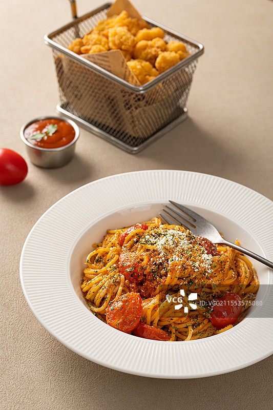 番茄肉酱意面图片素材