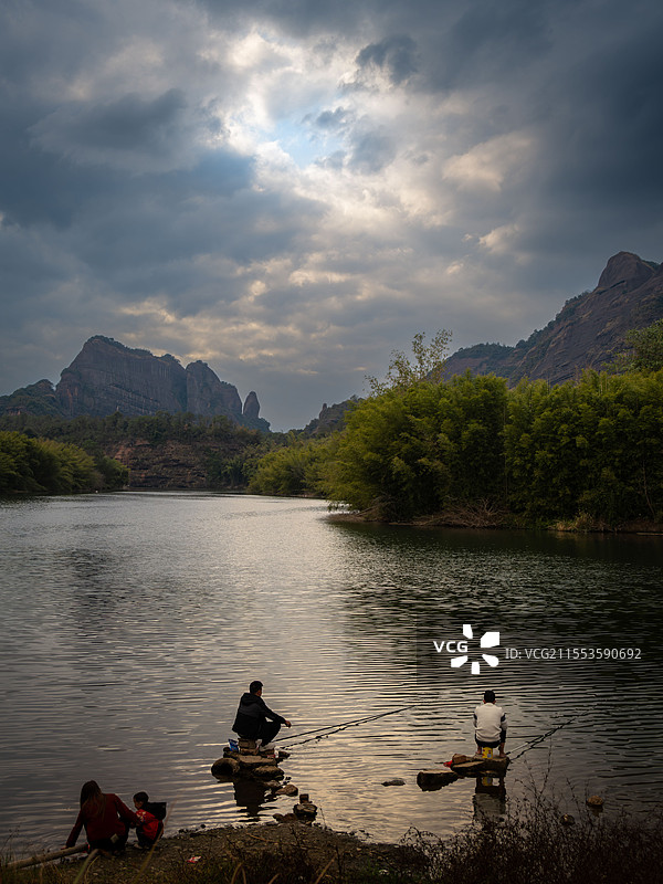 垂钓山水图片素材
