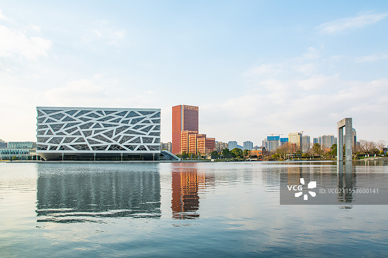 临平大剧院 地标 标志性景点 临平 杭州 临平区 临平新城 艺尚小镇 东湖公园 临平建筑风光 都市图片素材